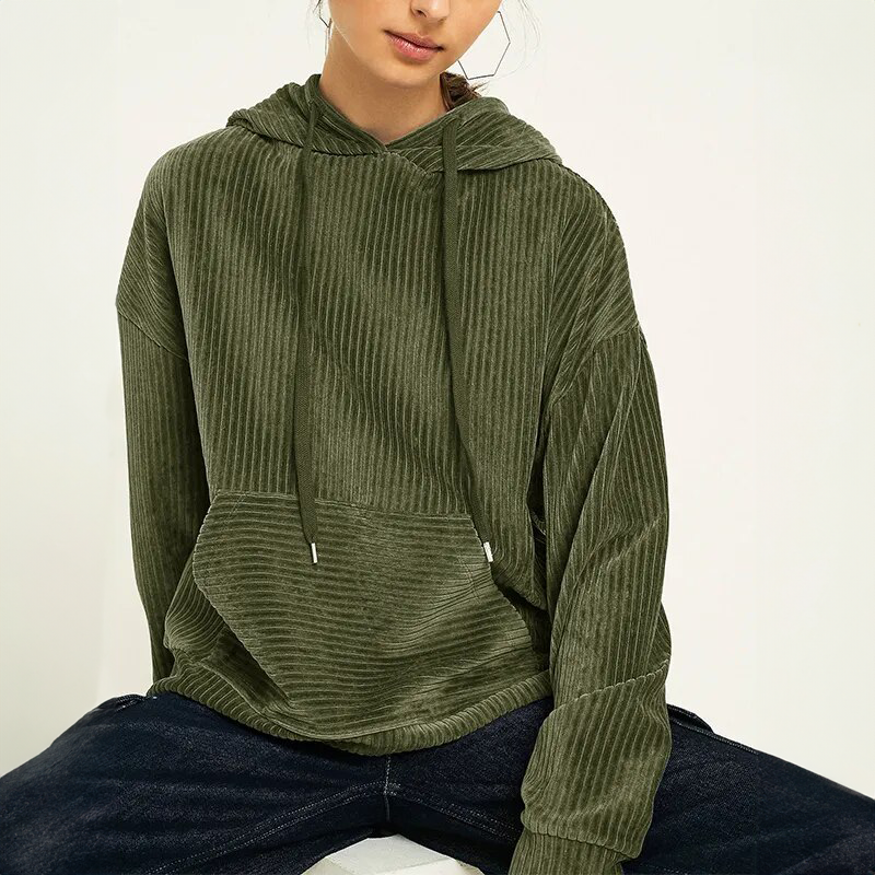 Kapuzenpullover mit Kängurutasche und geripptem Muster für Damen